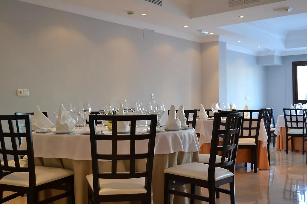 Hotel & Spa Plaza Арриате 3*,